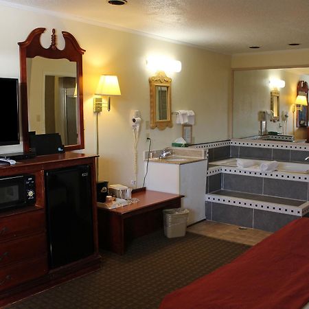 Killen Lake View Inn & Suites المظهر الخارجي الصورة