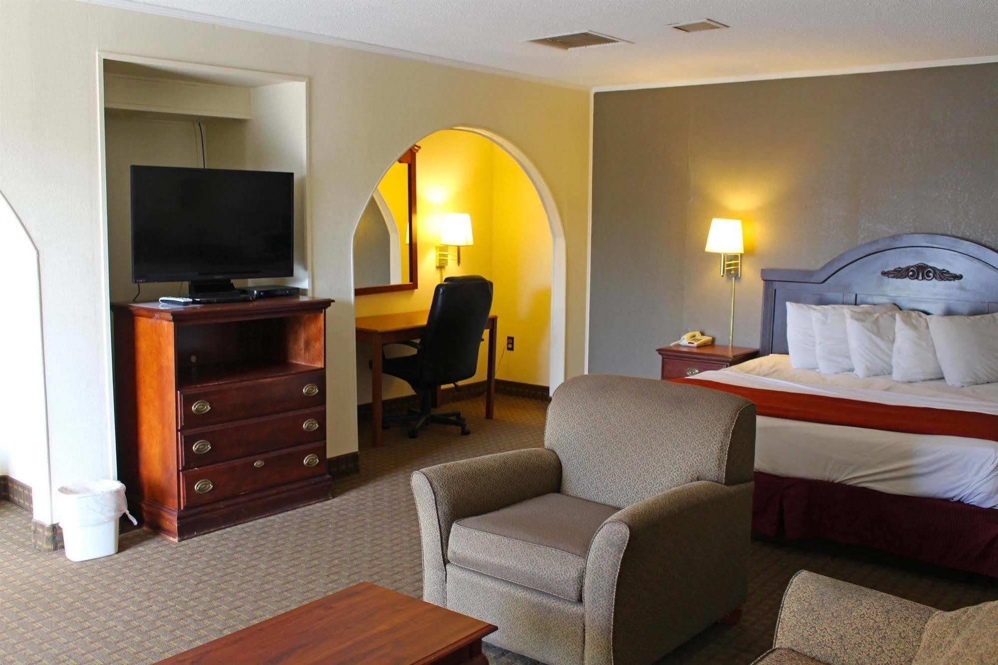 Killen Lake View Inn & Suites المظهر الخارجي الصورة